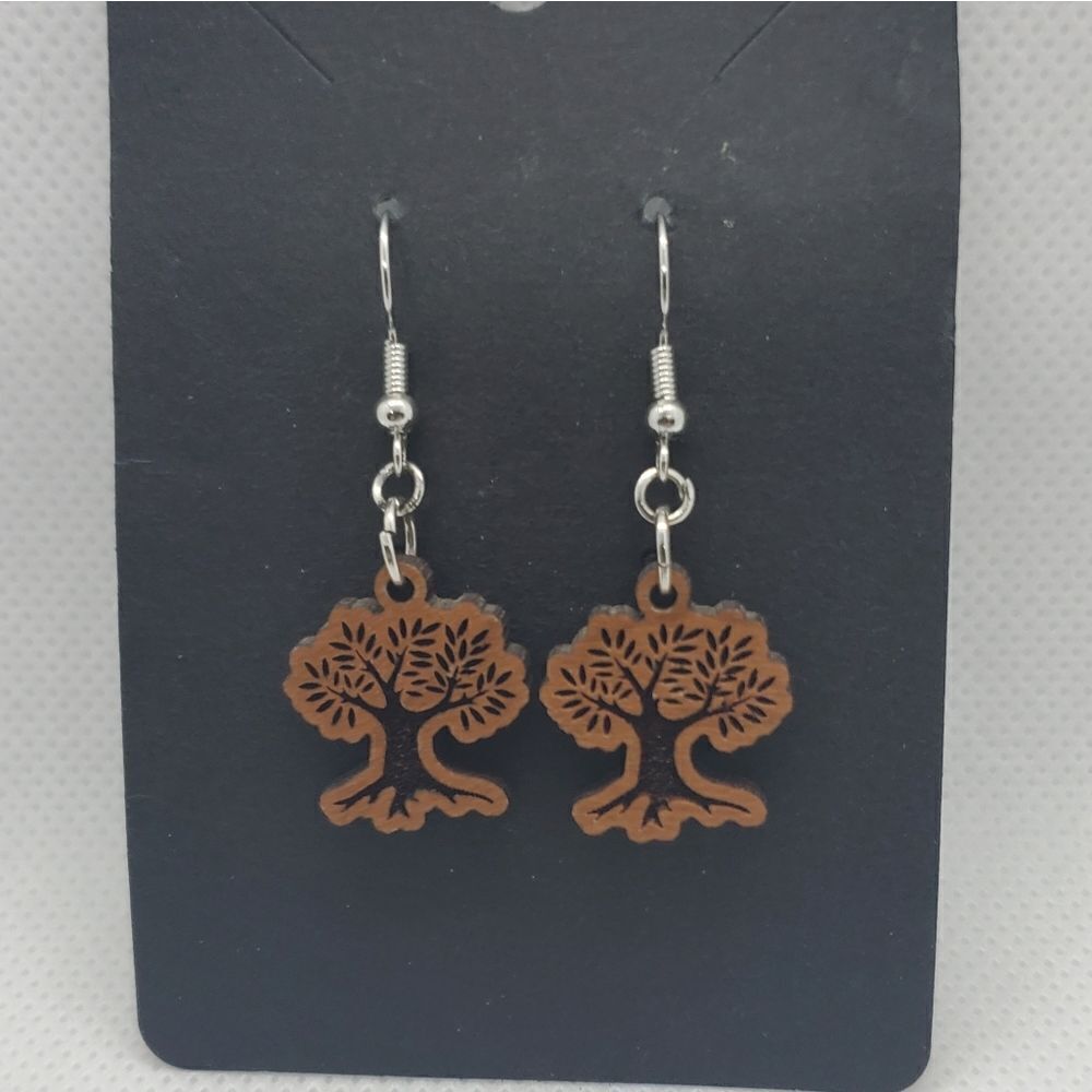 NWT Lakeshore Laser Design Cherry Wood Dangling Tree Earrings